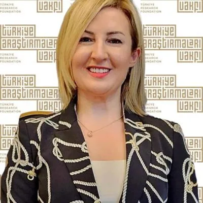 Portrait of Dr. Isıl Acehan