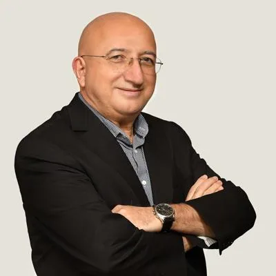 Portrait of Vahap Munyar